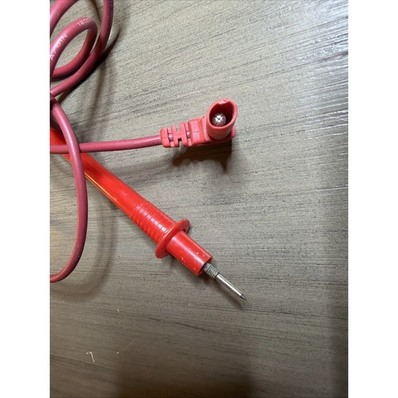 Extech 381270 MultiScope Handheld Oscilloscope & True RMS Multimeter - Picture 5 of 10